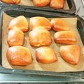 ぶび＊＊＊'s cooksnap of when they made 改良版♡コストコっぽいディナーロール.