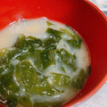 めぐまろろ's cooksnap of when they made 新玉ねぎとワカメの味噌汁.