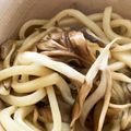 じょみ♪'s cooksnap of when they made フライパン1つ材料費150円舞茸うどん.