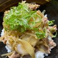いおんくん's cooksnap of when they made 豚こま肉とモヤシで節約&カサ増し豚丼♬.