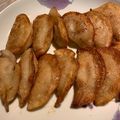 ｐｅｋｏmama's cooksnap of when they made ☆パリッ餃子の皮　　鶏肉唐揚げ絶品☆.