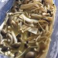 マラクス's cooksnap of when they made 【お弁当】レンジで簡単！きのこバター.