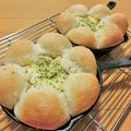sunita's cooksnap of when they made カフェ風＊スキレットちぎりパン.