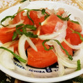 nana_tenjo's cooksnap of when they made トマトと新玉ねぎのサラダ.