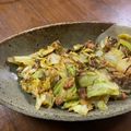 クックLVB4NU☆'s cooksnap of when they made 春キャベツ(キャベツ)とサバ味噌煮缶炒め.