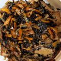 クックMOYN5I☆'s cooksnap of when they made また食べたい！おばあちゃんのひじきの煮物.
