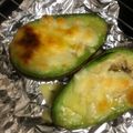 自炊生活始まりました's cooksnap of when they made 簡単 アボカドのチーズ焼き.