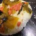 ラクラクダ's cooksnap of when they made 焼鮭と大根の葉っぱおにぎり٩(^‿^)۶.