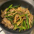 クックSKYT7K☆'s cooksnap of when they made こってり☆豚バラとにんにくの芽の炒め物.