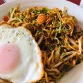  しー's cooksnap of when they made 焼きそばon肉野菜炒め.