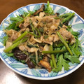 mikutasu's cooksnap of when they made 春菊と。豚と春雨の炒め煮.