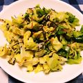 クックF4WM1D☆'s cooksnap of when they made 春キャベツと塩昆布の和物.