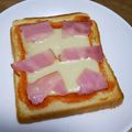 ＊なぁ＊'s cooksnap of when they made 簡単 5分 ピザっぽいトースト.