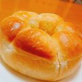 ☆meg☆milk☆'s cooksnap of when they made 卵と牛乳♪ちぎりパンになった☆塩パン。.