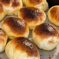 keku's cooksnap of when they made ロールパンの捏ねないレシピ.