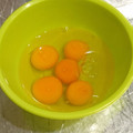 桃きんた's cooksnap of when they made うずら卵の割り方.