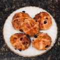 ざりがにサラダ's cooksnap of when they made ドライフルーツで・ホットクロスバンズ.
