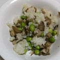 なめちゃん♪♪♪'s cooksnap of when they made 簡単★舞茸と枝豆のピラフ　　お弁当.