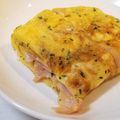 chiro810's cooksnap of when they made ハム（ベーコン）エッグ　な　たまご焼き.