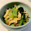 料理初心者しー's cooksnap of when they made 小松菜としめじ油揚げのお浸し.