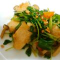 バウンド's cooksnap of when they made 鶏肉と豆苗の炒め＊ナッツがけ.