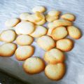 明空の's cooksnap of when they made 簡単本格ラングドシャ.