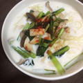 Rionaのおうち飯's cooksnap of when they made おひとりさまのとんこつ似ラーメン.