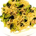 Pequemex's cooksnap of when they made ブロッコリーとツナの和えパスタ.