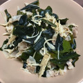 毎日ゆうぞう's cooksnap of when they made 春✨生わかめの下処理&茎と豚肉の炒め物.