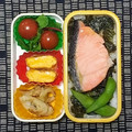 nosso's cooksnap of when they made ヘルシーゆで鮭で♫　２段のり弁♡.