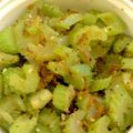 gogofufu's cooksnap of when they made 時短大量消費！ズボラなセロリのごま油炒め.