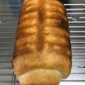 みきちゃん0727's cooksnap of when they made 外サク中しっとり角食パン.