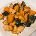 R★Hママ♥'s cooksnap of when they made しっとり柔らか鶏胸肉と南瓜の甘辛炒め.