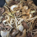 ゆうこりんp's cooksnap of when they made 鶏レバーと玉葱の焼肉のタレ炒め.