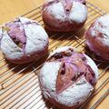 ハチワレねこ's cooksnap of when they made むらさき芋のミニカンパーニュ.