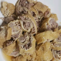 お肉どん's cooksnap of when they made 安くて早くて簡単！豚こまの油揚げロール煮.