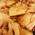 happyuo's cooksnap of when they made 豚とタケノコのにんにくバター醤油炒め.