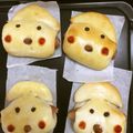 クックF85BC1☆'s cooksnap of when they made 犬のソーセージパン（HB生地・動物パン）.