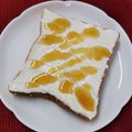 SUNMOONMOM's cooksnap of when they made 水切りヨーグルトハチミツトースト.
