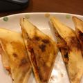 Qlmy's cooksnap of when they made つまみに☆キムチ油揚げに入れて焼いただけ.
