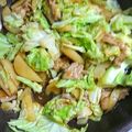 オジョー♪'s cooksnap of when they made 春キャベツと新じゃがの鶏照りバター炒め☆.