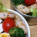 ﾋﾟﾛﾐ♡'s cooksnap of when they made レンジで簡単♪えびとブロッコリー塩炒め風.