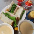 よちりん's cooksnap of when they made サンチュとハムのサンドイッチ.