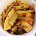 mahmican's cooksnap of when they made 田舎の味♡イタドリの油炒め♫　.
