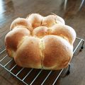 たかたかの母's cooksnap of when they made ル・クルーゼ　HBでちぎりパン.