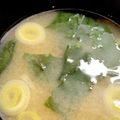 CHICHI☆PAY's cooksnap of when they made バジル入りお味噌汁.