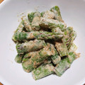 ナーちゃん's cooksnap of when they made ぱぱっと一品♪アスパラガスのゴママヨ和え.