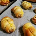 ツネネン's cooksnap of when they made 元祖どんぐり風！ちくわパン.