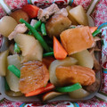 ☆パッセりん☆'s cooksnap of when they made 大根と人参とさつま揚げと鶏肉の煮物.