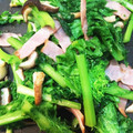 〜tinr～'s cooksnap of when they made 簡単小鉢♪わさび菜とベーコンのマヨ炒め.